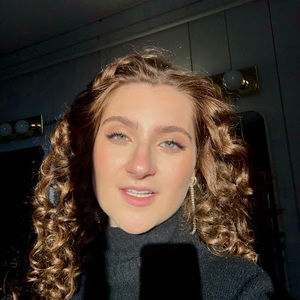 Meet your Posher, Lilia